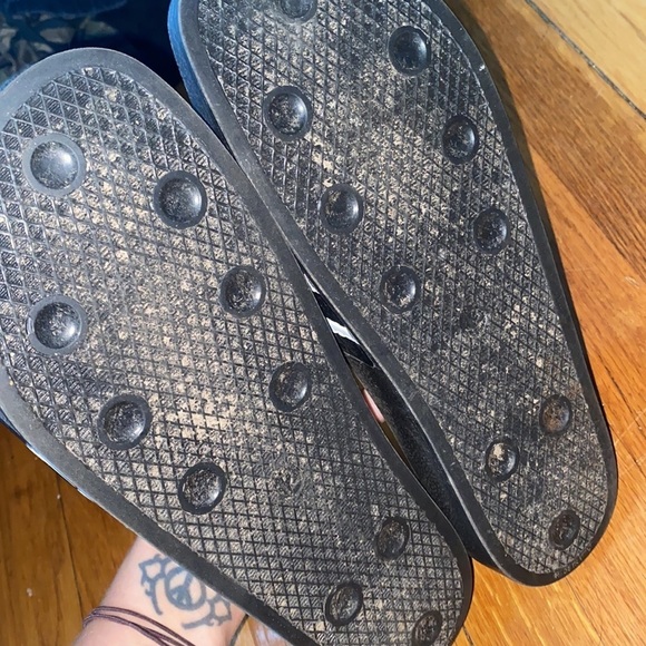 Mens Adidas slides size 12 gently used small flaw see pics. - Picture 4 of 4